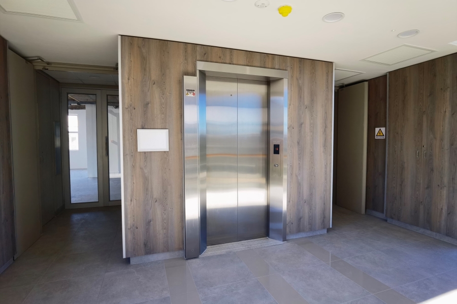 To Let commercial Property for Rent in Rondebosch Western Cape